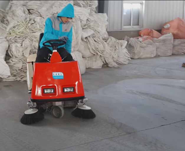 凱爾樂駕駛式掃地車YCD48B粉塵大等工業(yè)車間使用不揚塵清掃